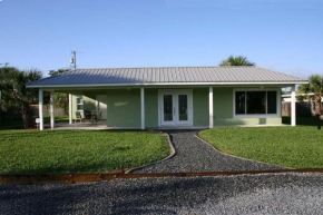 North Beach Beauty - Lovely home across the street from the beach. 1814B